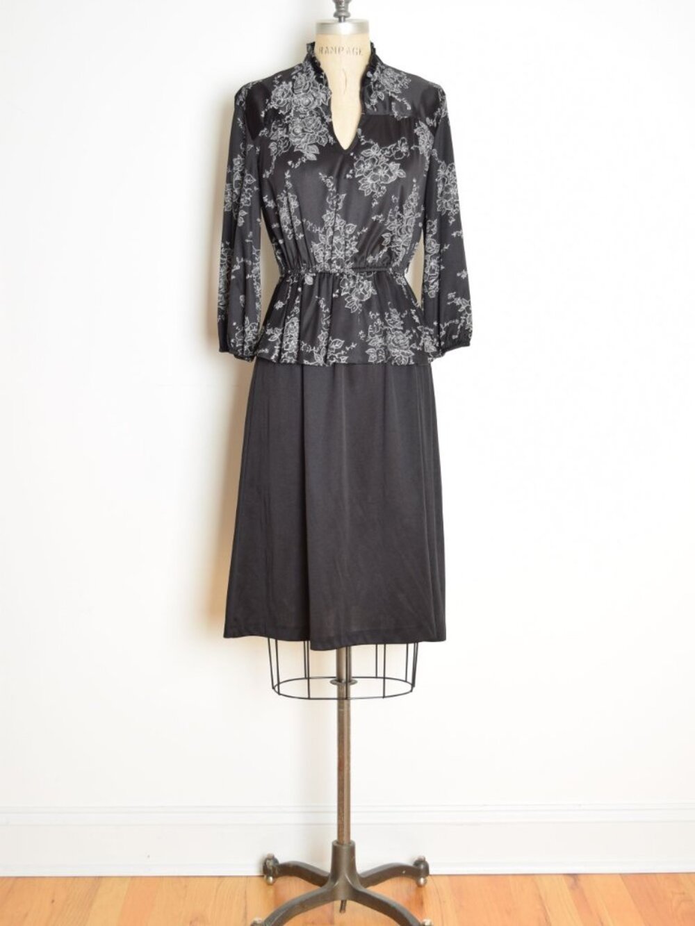 vintage 70s secretary dress black gray floral print boho midi disco M
